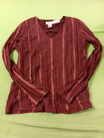 Selene Sport Damen burgunderrotes Pailletten gestreiftes V-Ausschnitt Langarmshirt Größe M