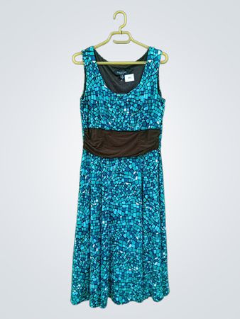 Perceptions New York Ärmelloses Mosaikdruckkleid mit braunem Gürtel