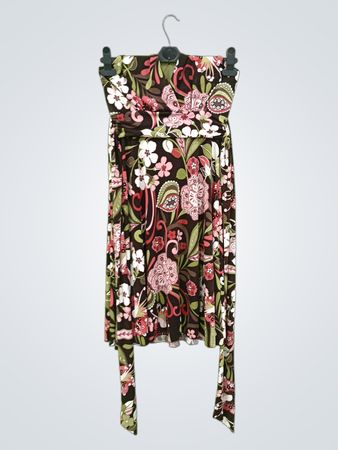 Braunes Blumen-Halterkleid