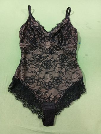 Schwarzer Spitze Bodysuit