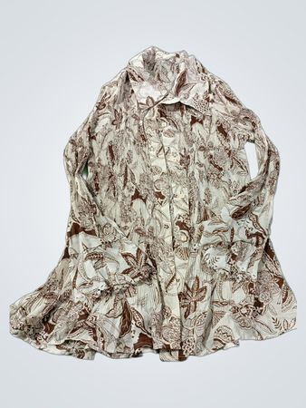 Faltenbluse mit braunem Blumenmuster