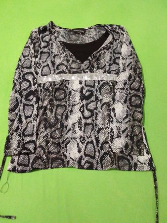 Honeycomb kidz Snake Print Top