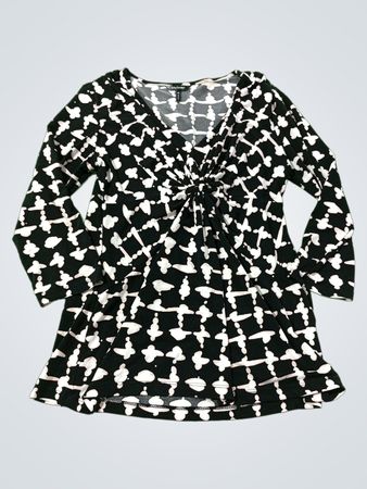 Daisy Fuentes Women's Langarm-Tunika mit gedrehtem Vorderteil