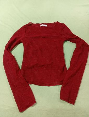 BIS MONTAG Rotes Spitzen-Langarmoberteil