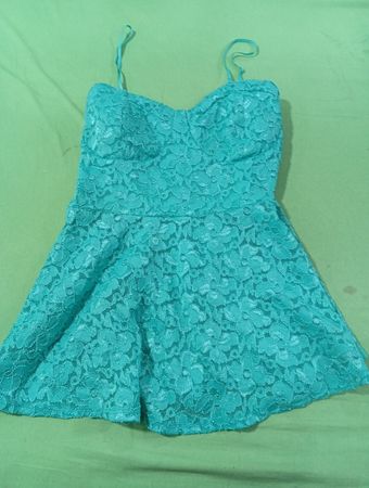 Tag 1080 Teal Lace Romper