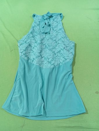 Teal-Spitzen-Halfter-Trikot