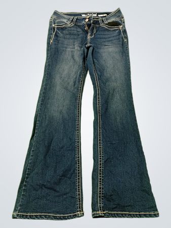Wallflower ausgestellte Jeans