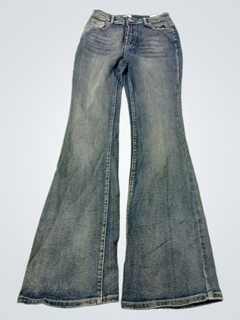 Damenjeans mit weitem Bein