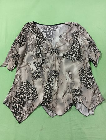 Damen-Tunika mit Leoparden- und Schlangenprint