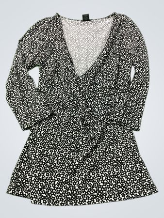 Ann Taylor Petite Schwarzes & Weißes Blumenmuster Langarmkleid