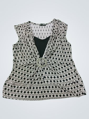 J.T.B. Ärmelloses schwarz-weiß gemustertes Top mit Ringdetail