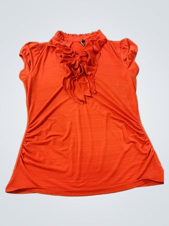 Rotes Rüschentop