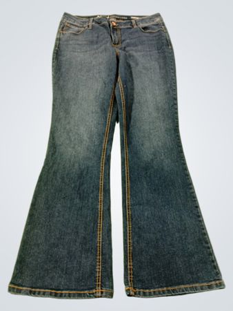 Natural Reflections Women's Comfort Stretch Classic Fit Flare Jeans