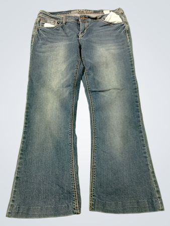 Wallflower Bootcut Jeans