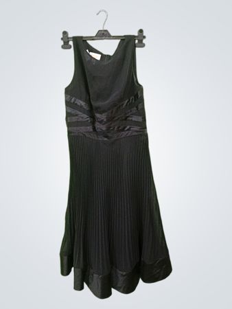 Talbots Schwarzes ärmelloses Kleid mit Plisseefalten
