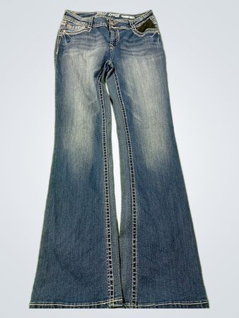 Wallflower "The Luscious Curvy" Bootcut Jeans