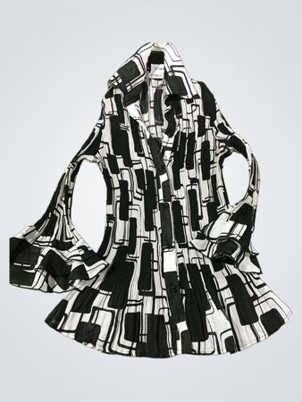 CATO Schwarz-weiße plissierte Bluse mit geometrischem Muster