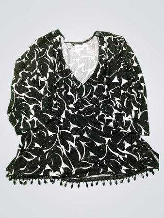 Collection dressbarn Schwarzes-weißes Blätterdruck-Perlenoberteil