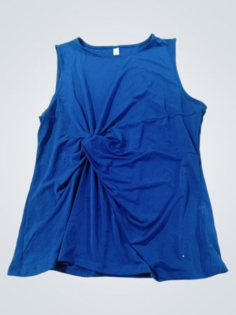 Zenana Outfitters Blauer Twist-Top-Trägerhemd