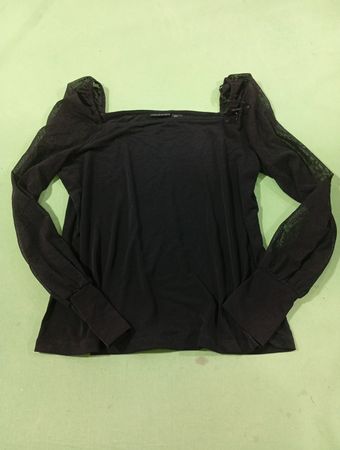 Tahari Schwarzes Mesh-Ärmel Quadrat-Ausschnitt Top