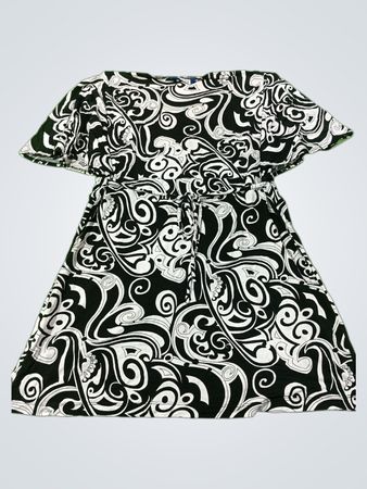 Reitmans Black & White Swirl Print Kleid