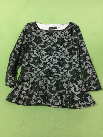 IVANKA TRUMP Schwarzes Spitzen-Peplum-Top