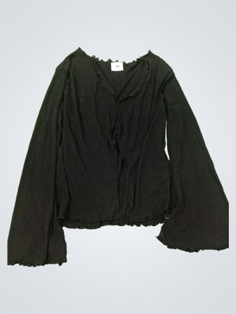 Schwarzes Langarmoberteil mit gewelltem Saum