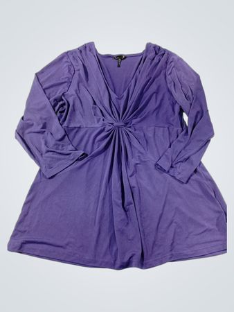 Lila Langarm-Kleid mit V-Ausschnitt und gedrehtem Vorderteil