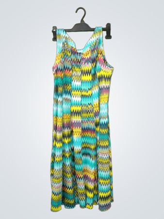 Ärmelloses Kleid mit Zickzackmuster