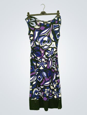 En Focus Studio Damen ärmelloses Midikleid mit gerafftem Blumenmuster