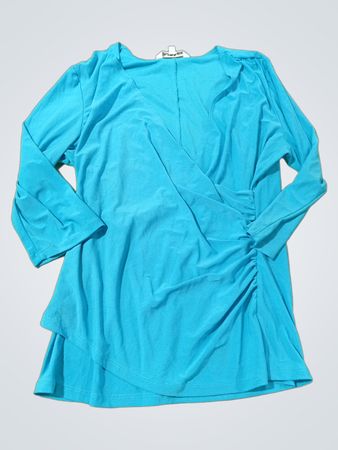TravelSmith Blue gerafftes V-Ausschnitt-Oberteil