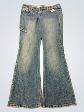 No Boundaries Junior's Flare Jeans