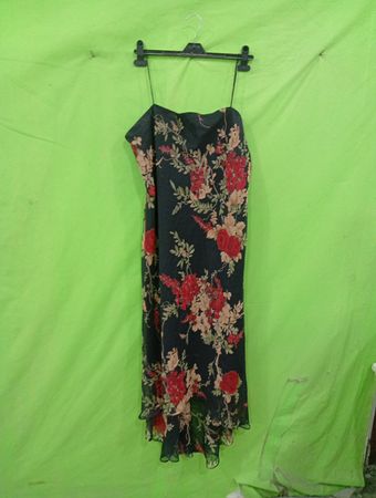 Jessica Howard Blumen-Maxikleid