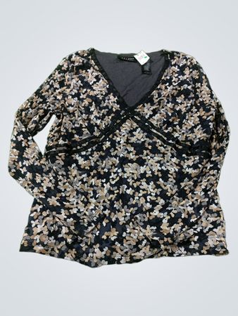 Zugriff auf eine Liz Claiborne Company floral bedruckte V-Ausschnitt-Bluse