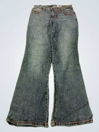 Glockenboden-Jeans