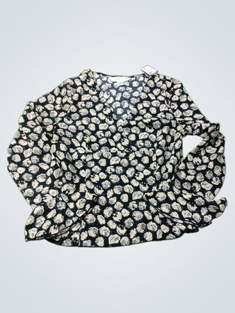 Petite Sophisticate Schwarze Bluse mit Blumenmuster und langen Ärmeln