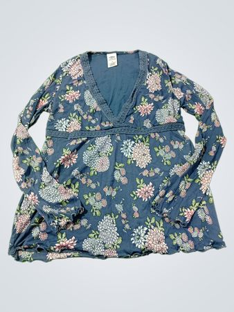 Old Navy Umstands-Oberteil mit Blumenmuster und langen Ärmeln