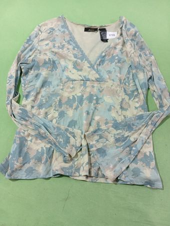 Ratio A Liz Claiborne Company Blumenmuster Wickel-Oberteil