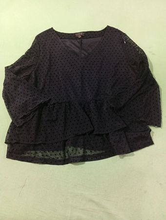 Champagner! Überarbeitet von Evievievievie Black Polka Dot Peplum Top