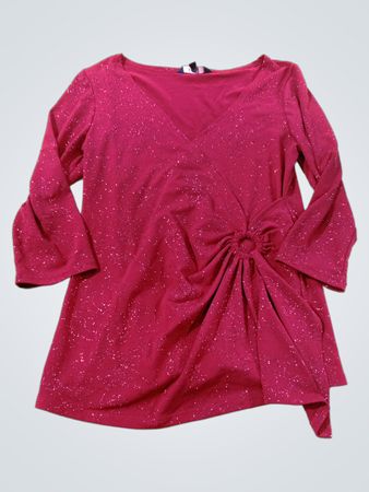 Reitmans Women's Rotes Glitzer-Oberteil mit langen Ärmeln Größe M