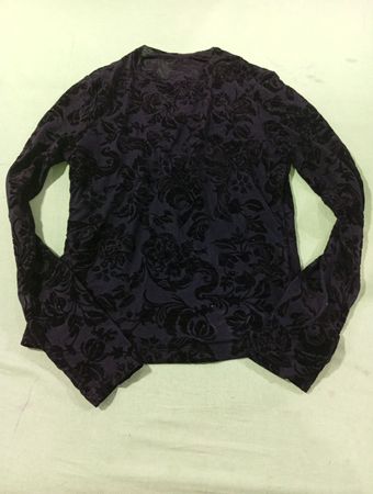Langarm-Shirt aus Burnout-Samt