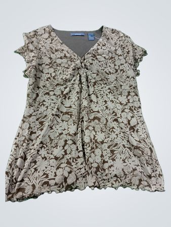Liz Claiborne Floral Print Twist Front Top