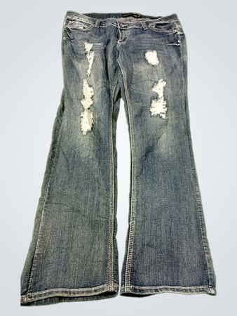 twentyone black von rue 21 distressed Flared-Jeans