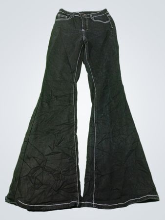 Schwarze Flare-Jeans mit weißer Naht und Blumenstickerei