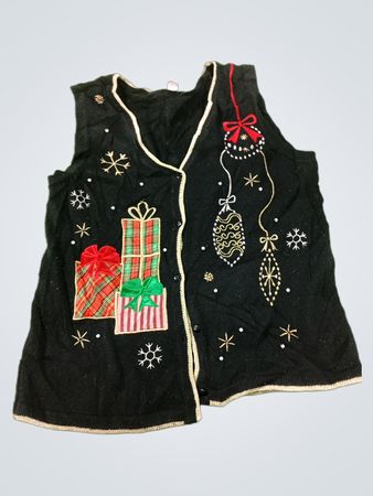 Schwarze ärmellose Weihnachtsweste mit Ornamenten und Geschenken