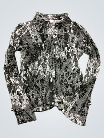 Langärmeliges Oberteil mit schwarz-weißem Muster