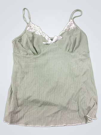 Hellgrünes, geripptes Trägershirt mit Spitzenbesatz