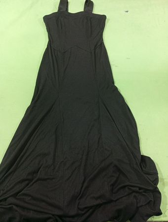 City Triangles Schwarzes Maxikleid