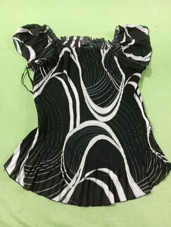 PIANO Damen Schwarzes & Weißes Wirbelmuster Plissiertes Schulterfreies Oberteil XL
