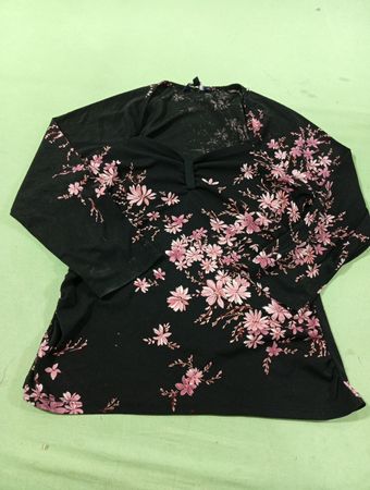Reima Schwarzes Blumenmuster Langarmshirt